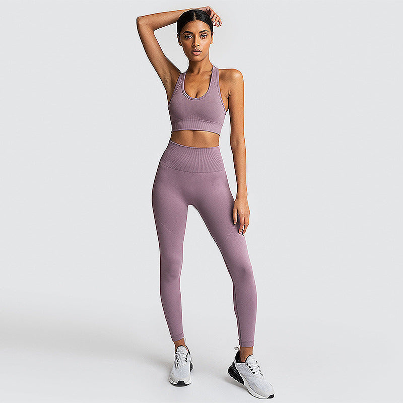Conjunto de gimnasio sin costuras de nylon para mujer